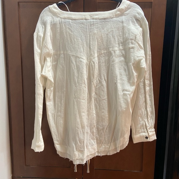 Womens cotton white summer top - Picture 2 of 5